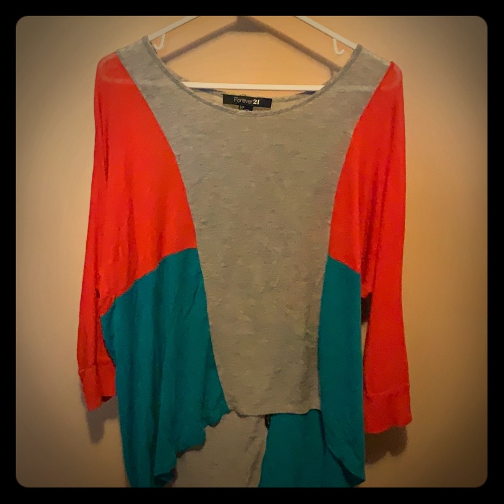 Forever 21 three quarter length top - size small